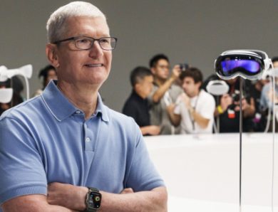 Apple скорочує поставки Vision Pro через падіння попиту
